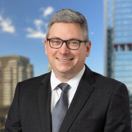 Andrew Dennington Headshot